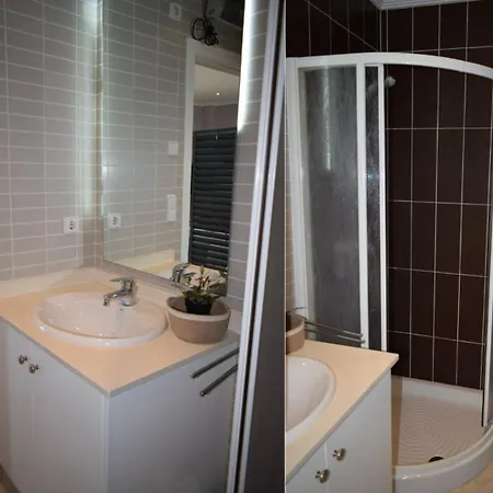 Estudio Con Piscina A 80 Metros De La Playa Les Deveses - Appartement