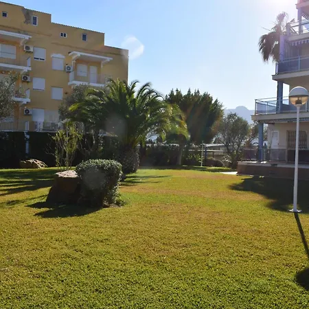 Estudio Con Piscina A 80 Metros De La Playa Les Deveses - *